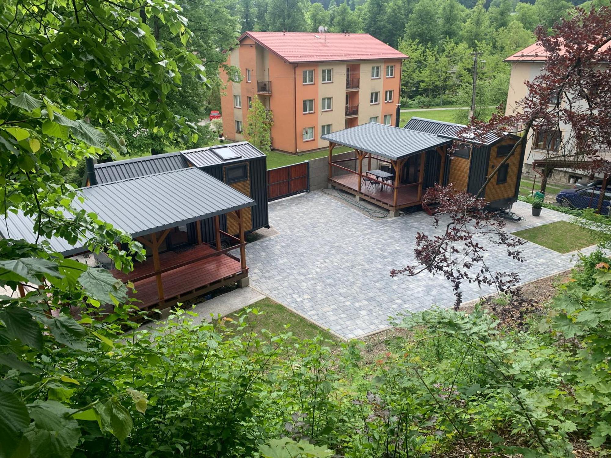 Lubochna Minidomceky - Frodo & Bilbo Appartement Buitenkant foto